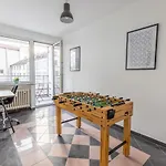 Modernes Und Zentralgelegenes Mit Kueche, Netflix, Und Balkon *