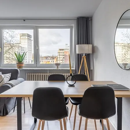 Modernes Und Zentralgelegenes Mit Kueche, Netflix, Und Balkon Appartement *