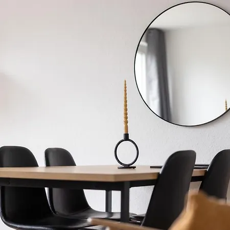 Modernes Und Zentralgelegenes Mit Kueche, Netflix, Und Balkon * Ντούισμπουργκ