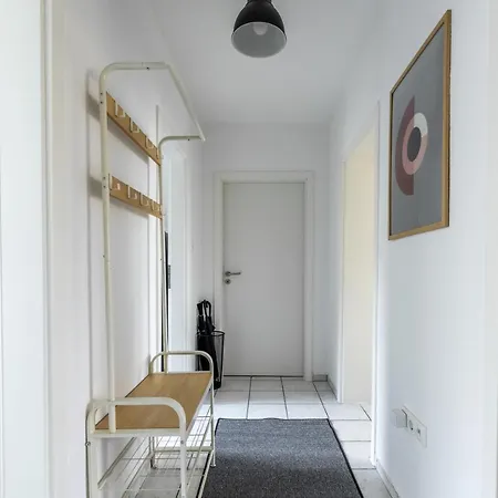 Modernes Und Zentralgelegenes Mit Kueche, Netflix, Und Balkon Apartment