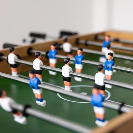 Apartment Modernes Und Zentralgelegenes Mit Kueche, Netflix, Und Balkon *