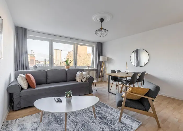 Modernes Und Zentralgelegenes Mit Kueche, Netflix, Und Balkon *