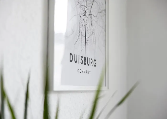 Modernes Und Zentralgelegenes Mit Kueche, Netflix, Und Balkon Appartamento Duisburgo