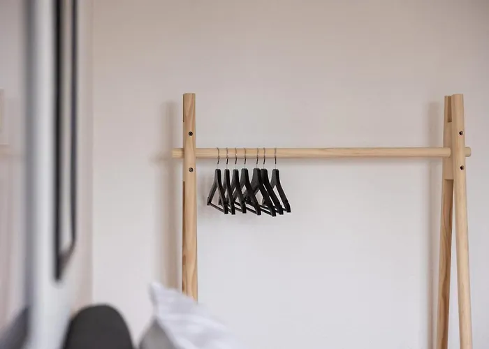 Modernes Und Zentralgelegenes Mit Kueche, Netflix, Und Balkon Duisburgo